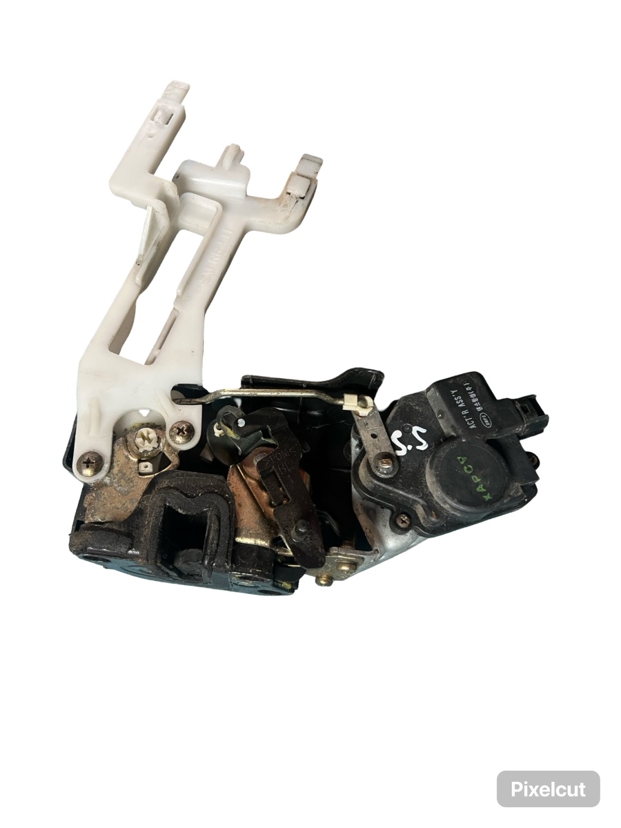 Broasca usa stanga spate HYUNDAI SANTA FE I SM 2000 - 2006