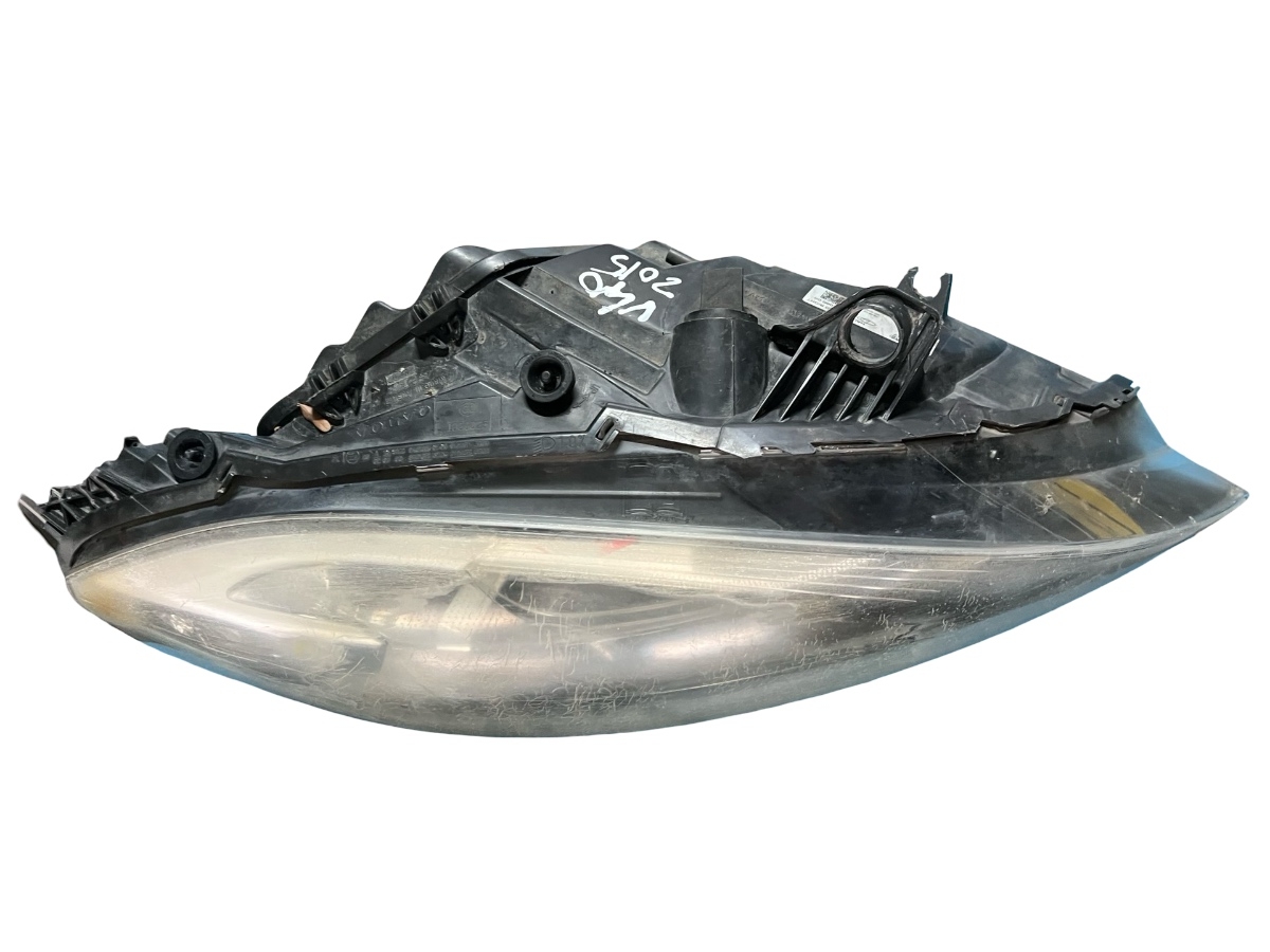 Far dreapta DEFECT -pt piese - VOLVO V40 Hatchback 525, 526 2012 -> 31283327 – foto 4
