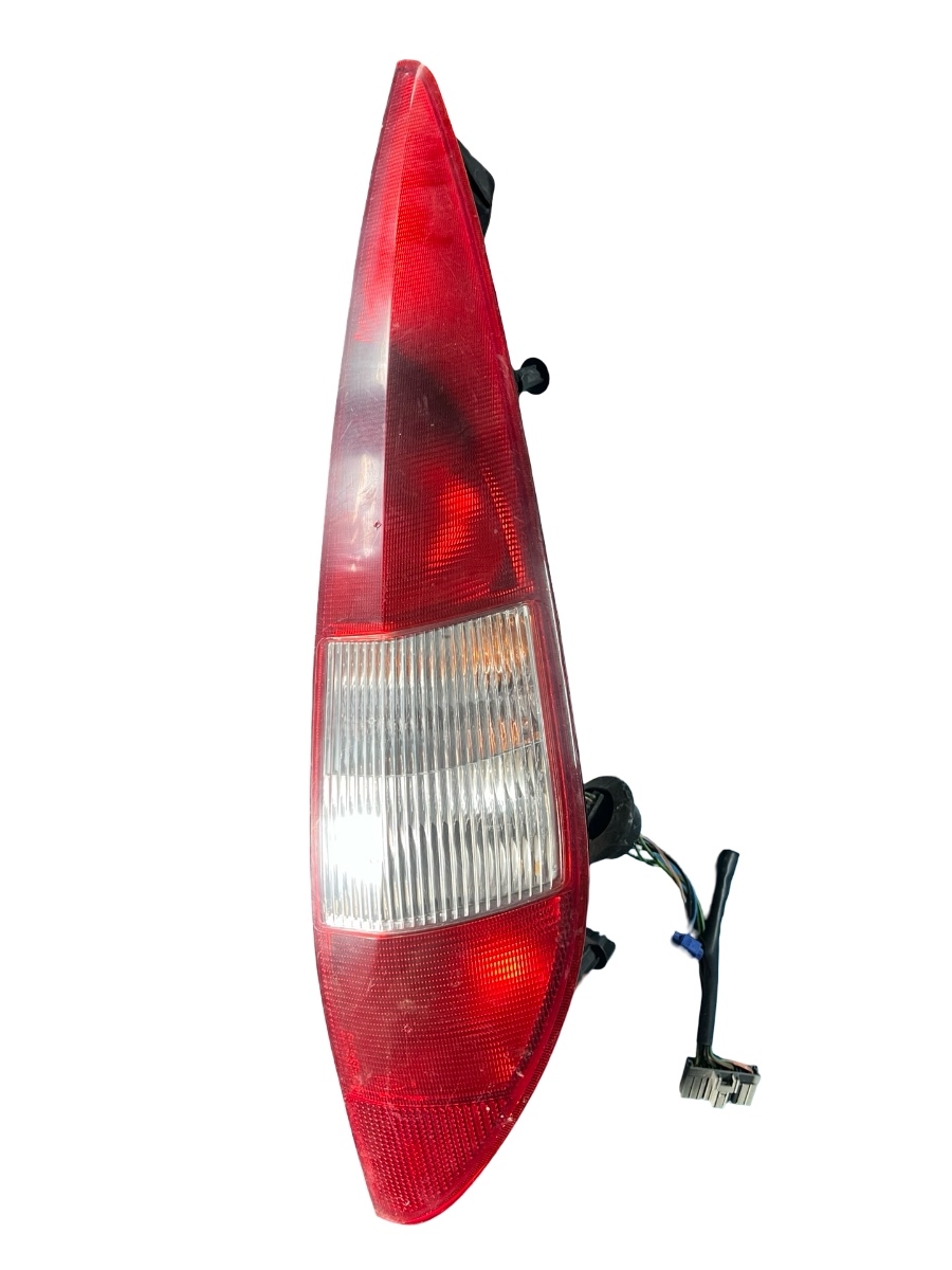 Lampa spate / Stop dreapta (Break)FORD MONDEO III B5Y 2000 - 2007