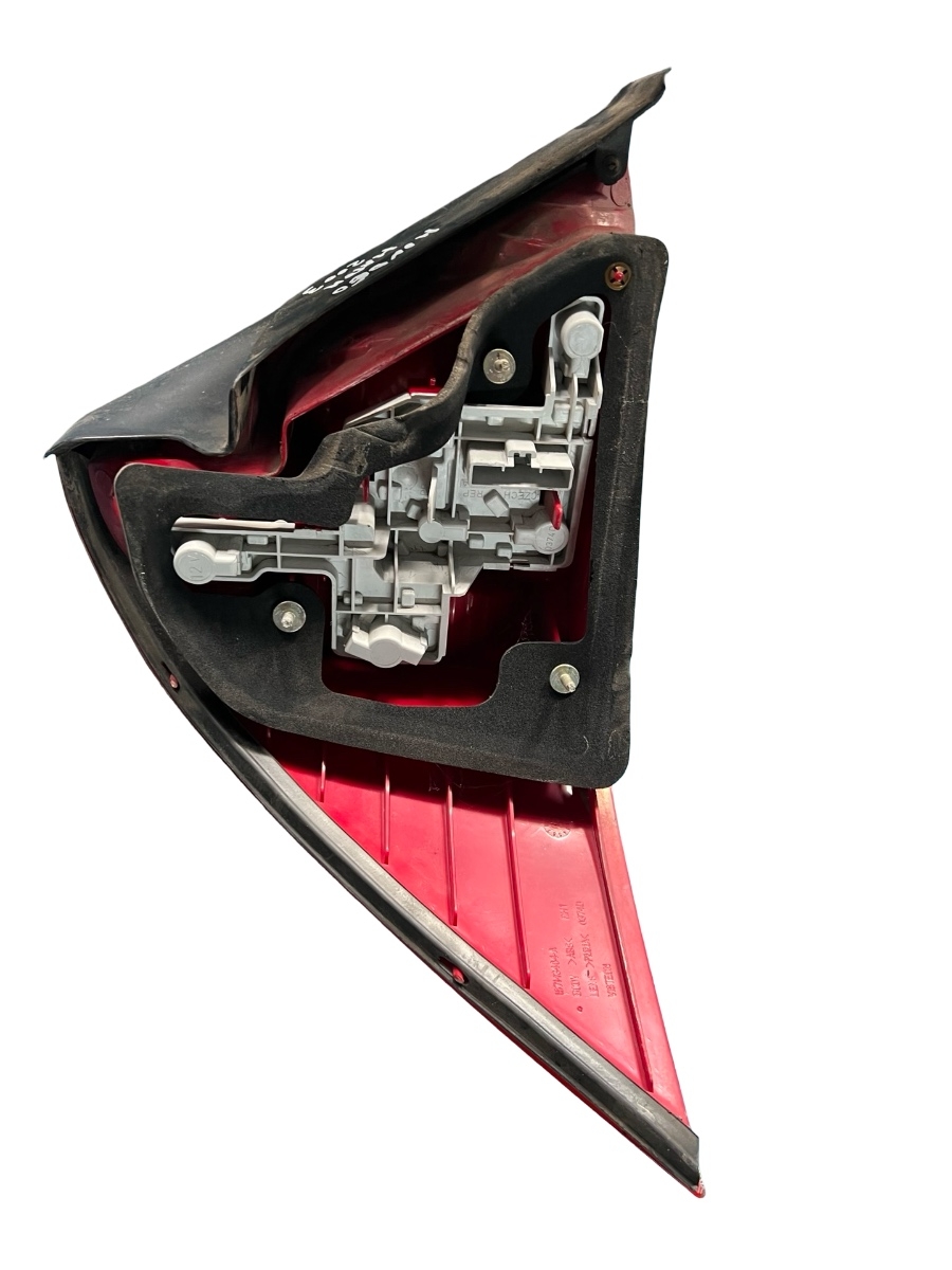 Lampa spate / Stop dreapta FORD MONDEO III B5Y 2000 - 2007 – foto 2