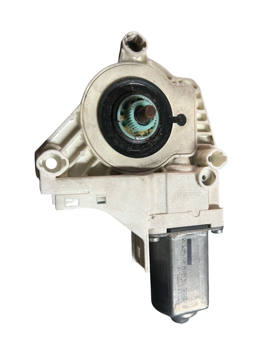 Motoras geam stanga fata AUDI A6 III Avant 4F5, C6 2005 - 2011 TDI BLB, BRE 4F0959801D