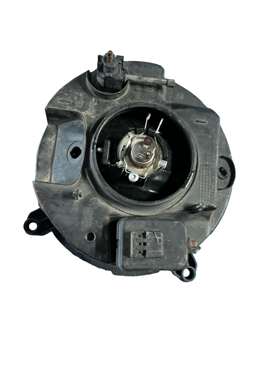 Far stanga JEEP CHEROKEE KJ 2001 - 2008 – foto 2