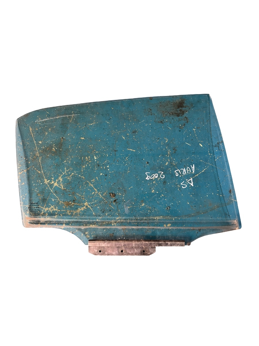 Geam portiera spate dreapta spate TOYOTA AURIS _E15_ 2007 - 2012