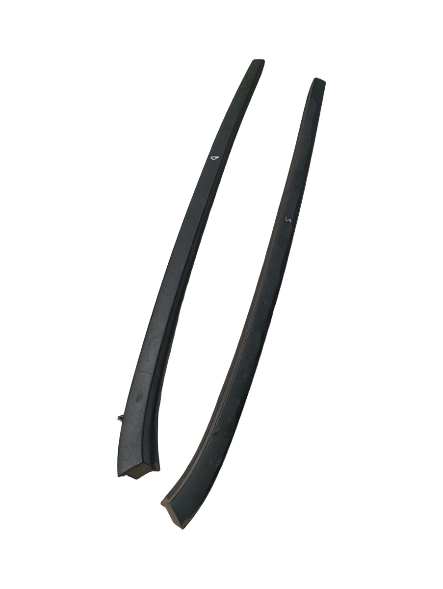 Ornamente parbriz OPEL ASTRA J P10 2009 - 2015 – foto 2