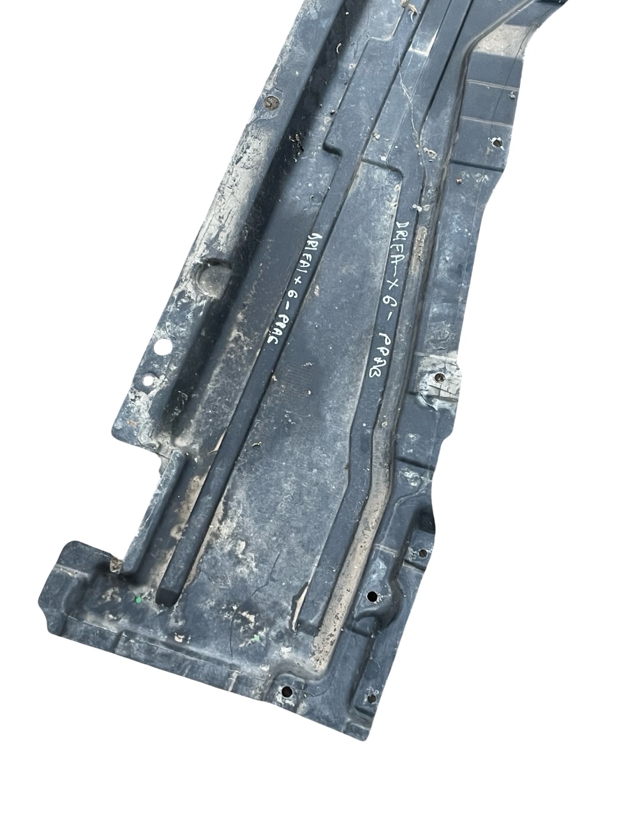 Scut de protectie dreapta fata BMW X6 E71, E72 2007 - 2014 – foto 4