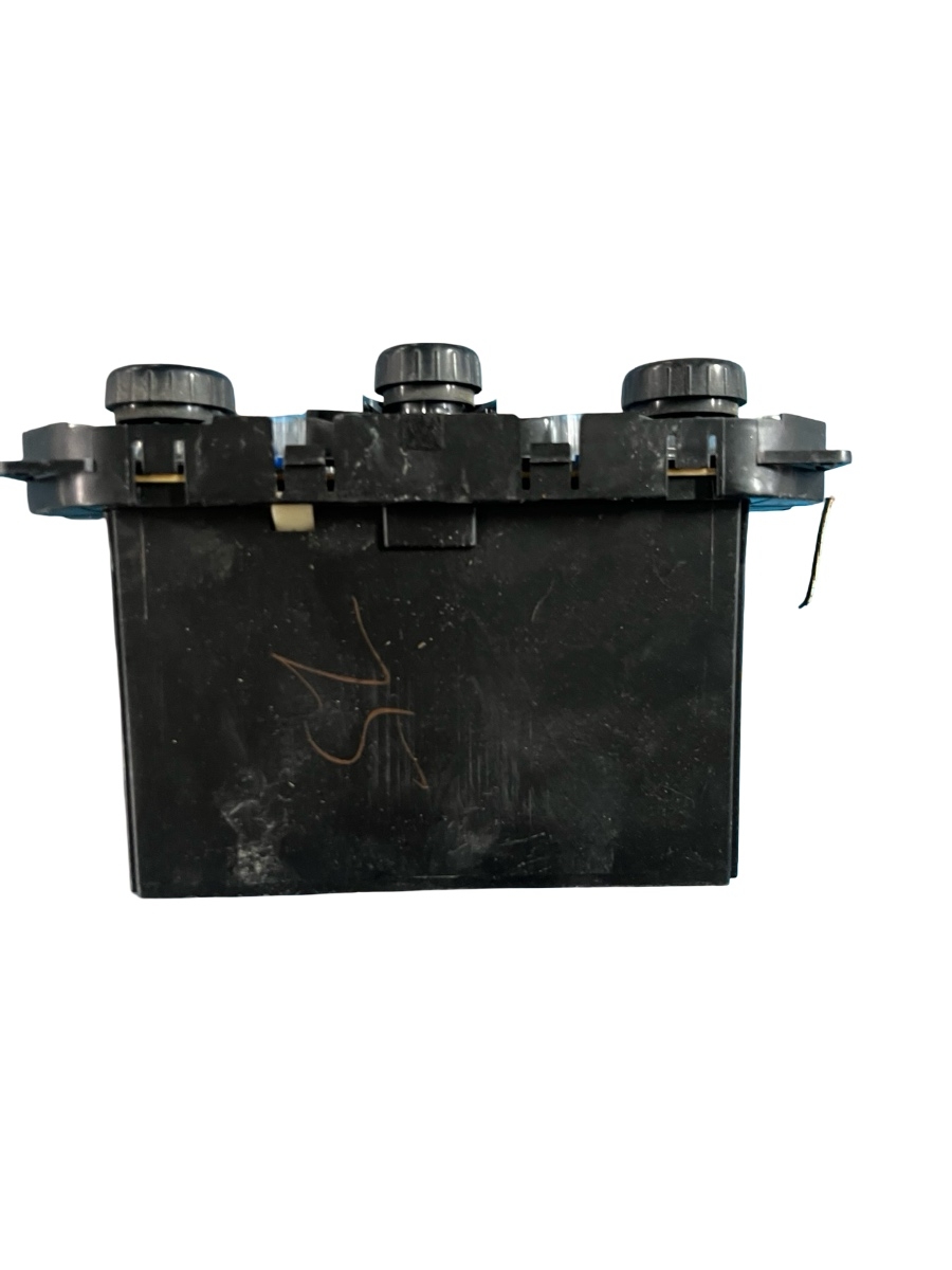 Panou Clima MITSUBISHI OUTLANDER I CU_W 2001 - 2008