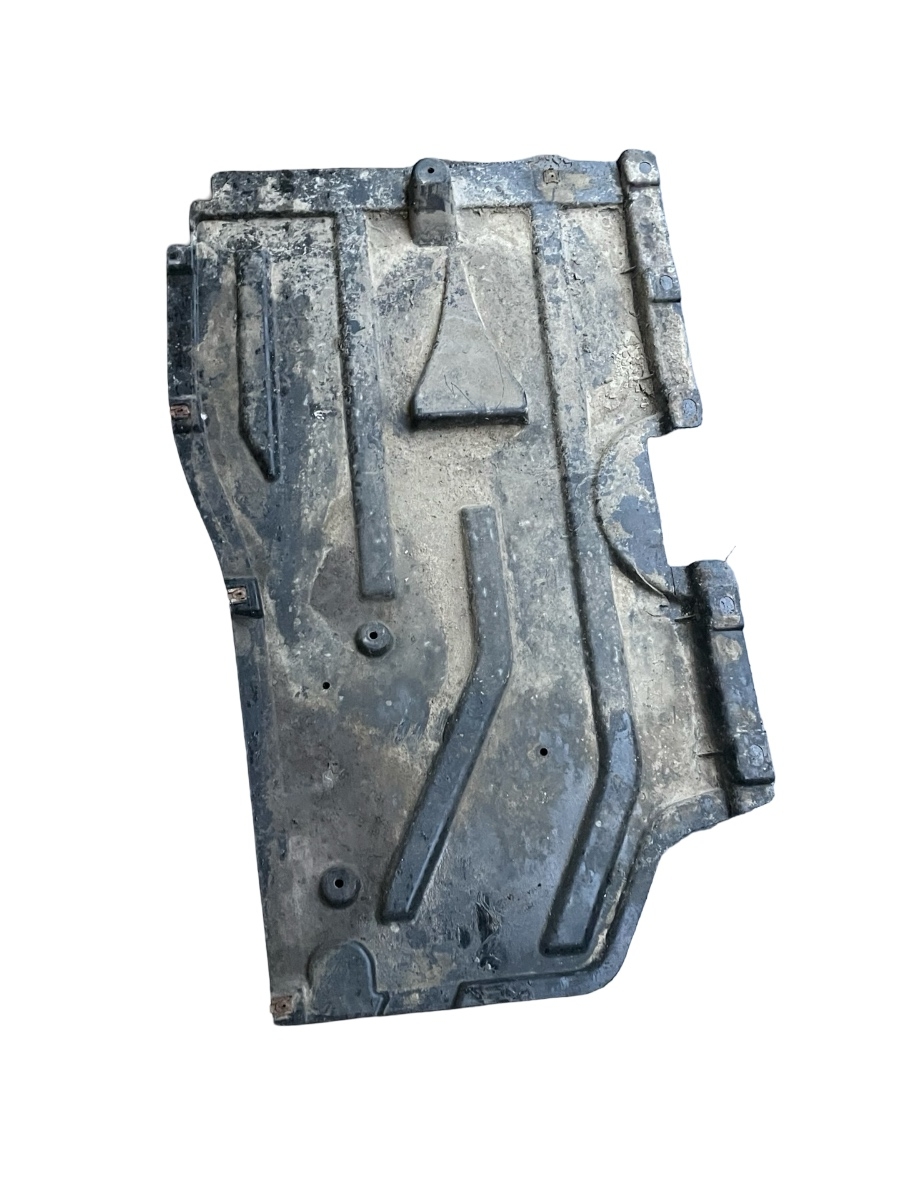 Scut de protectie dreapta fata BMW X3 II F25 2010 - 2017