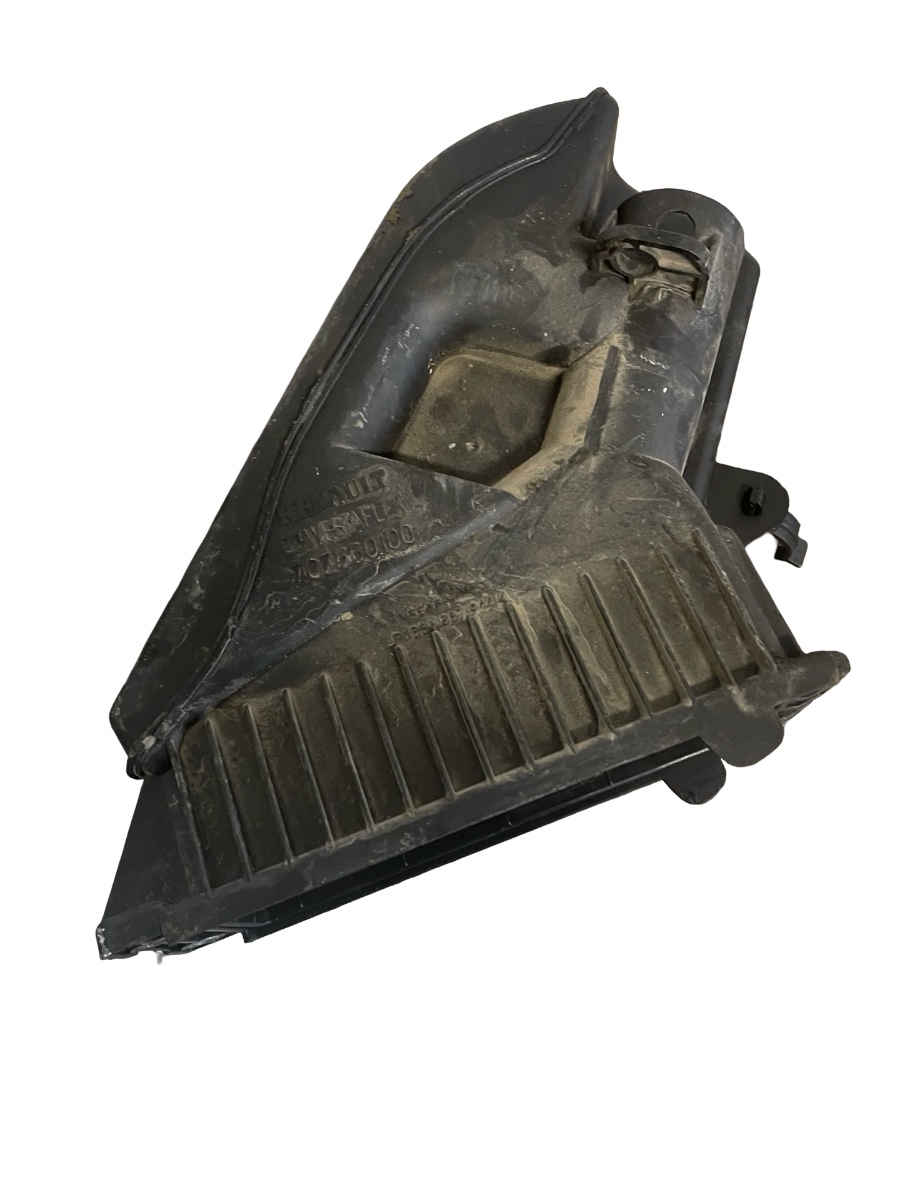 Carcasa filtru de aer RENAULT CLIO II Box SB0/1/2_ 1998 - > 1.2i 82001023687