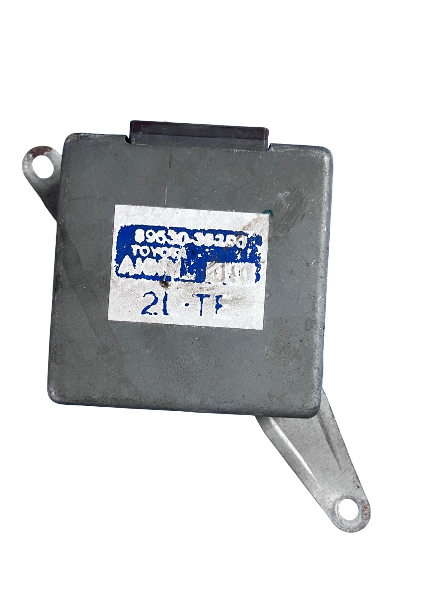 Alte relee TOYOTA 4 RUNNER _N1_ 1987 - 1996 8963035290