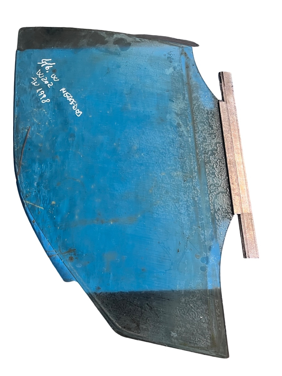 Geam portiera fata  stanga fata MERCEDES-BENZ C-CLASS W202 1993 - 2000