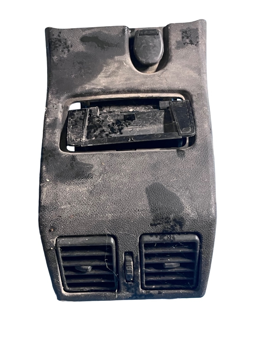Grila de ventilatie spate RENAULT LAGUNA III BT0/1 2007 - 2015