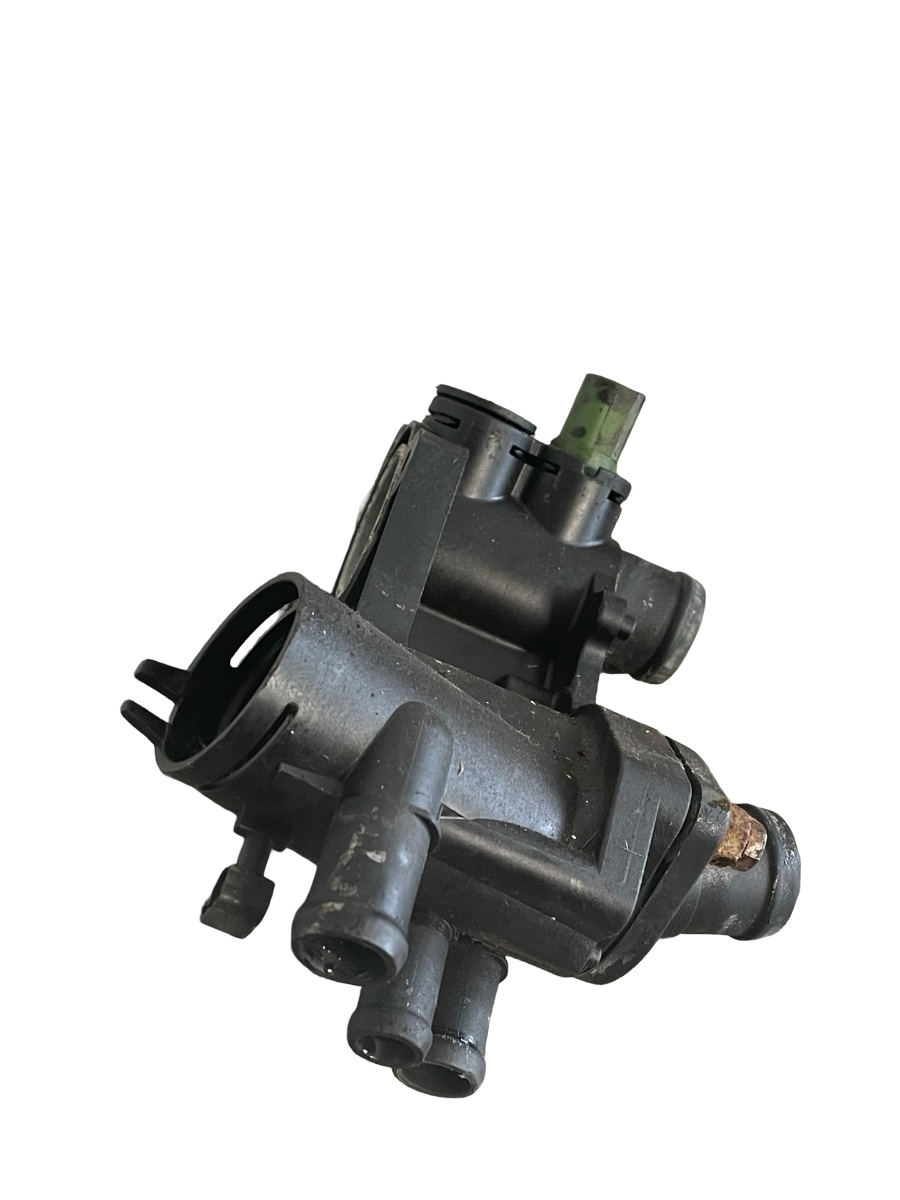 Carcasa termostat VOLKSWAGEN POLO 6N1 1994 - 1999 1.4 60 AEX, AKV, APQ 032121111