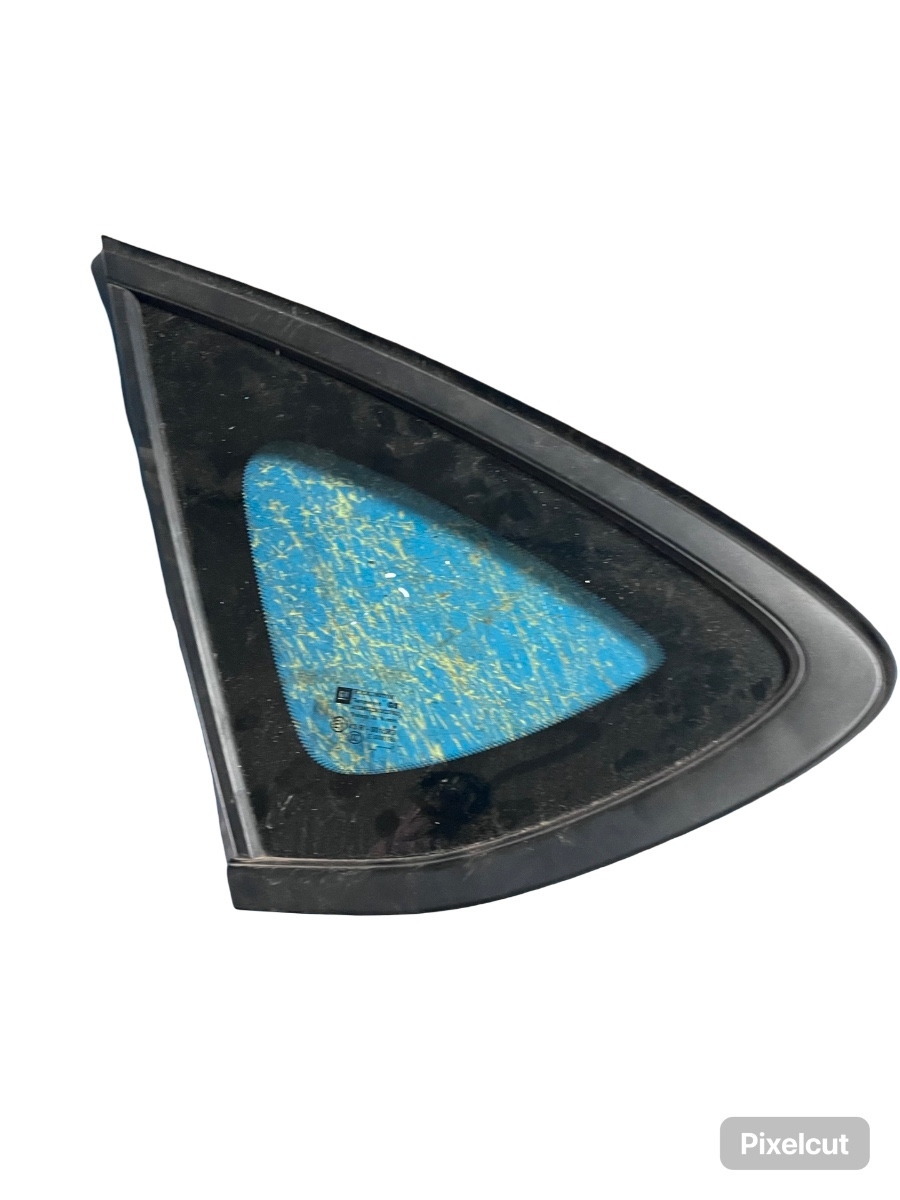 Geam fix fata dreapta spate OPEL ASTRA J Saloon 2012 - > 49R001583