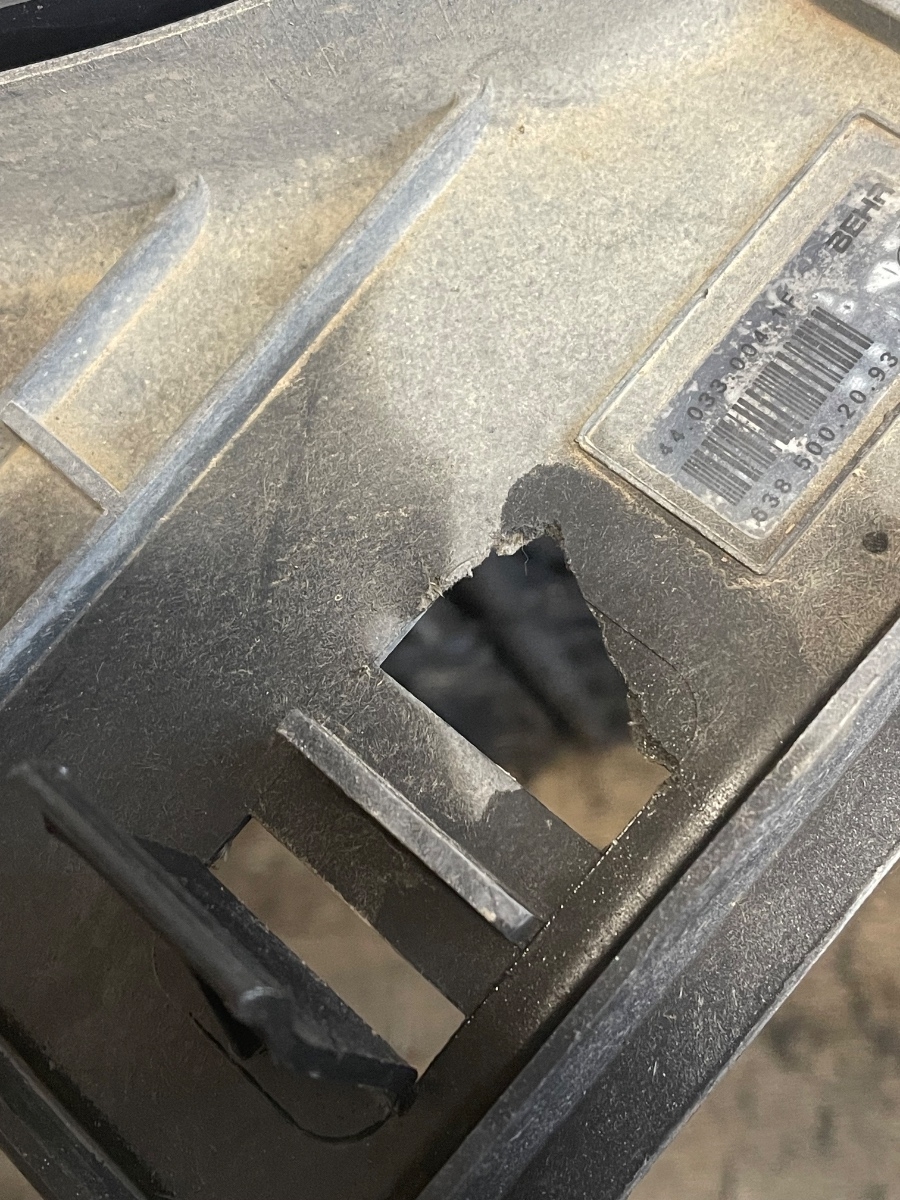 Electroventilator MERCEDES-BENZ VITO Box 638 1997 - 2003 2.2CDI 6385002093 – foto 3