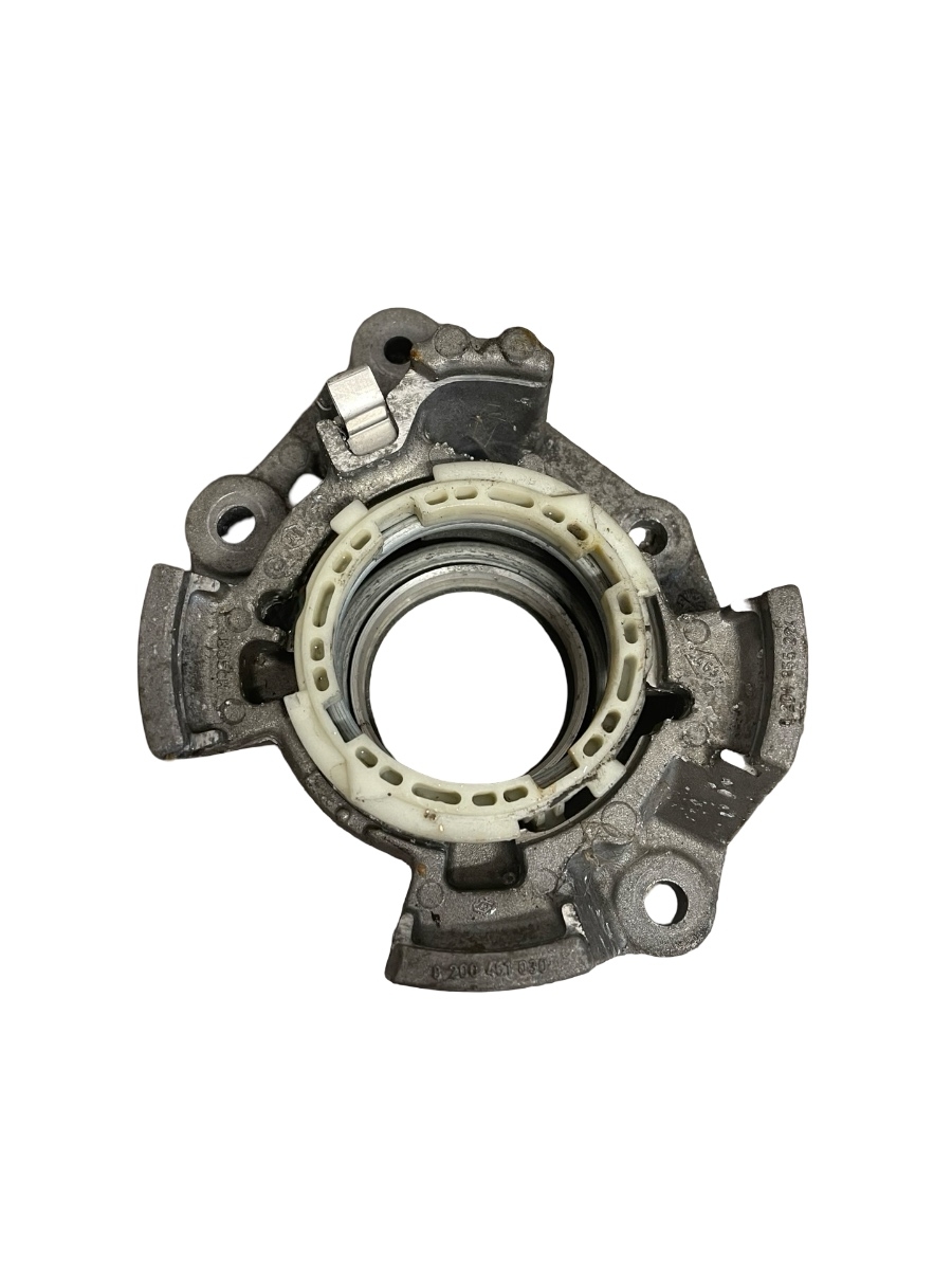Suport fixare pompa MERCEDES-BENZ CITAN Box 415 2012 - > 8200461030