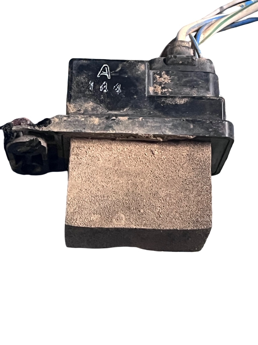 Releu curatare  TOYOTA LAND CRUISER J90 _J9_ 1995 - > 8594233010