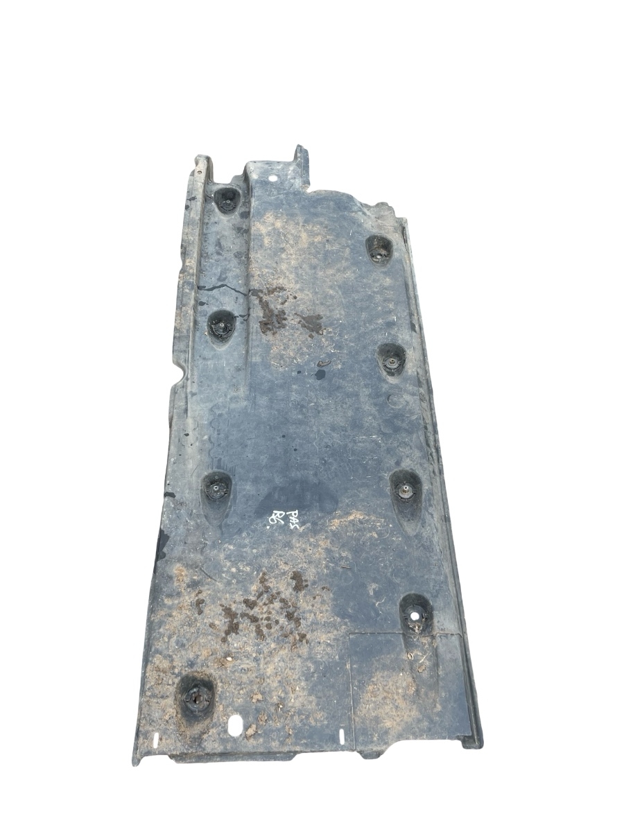 Scut de protectie sub caroserie stanga VOLKSWAGEN PASSAT Variant 3C5 2005 - 2011 TDI 16V BKP, CBAB 3C0825201D