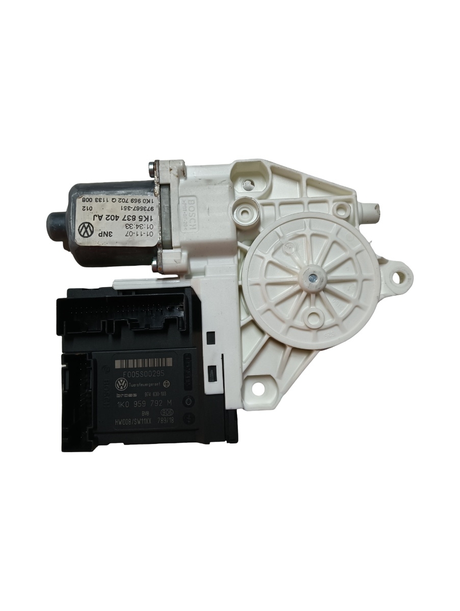 Motoras geam dreapta fata VOLKSWAGEN GOLF V Variant 1K5 2007 - 2009 1k0959792m