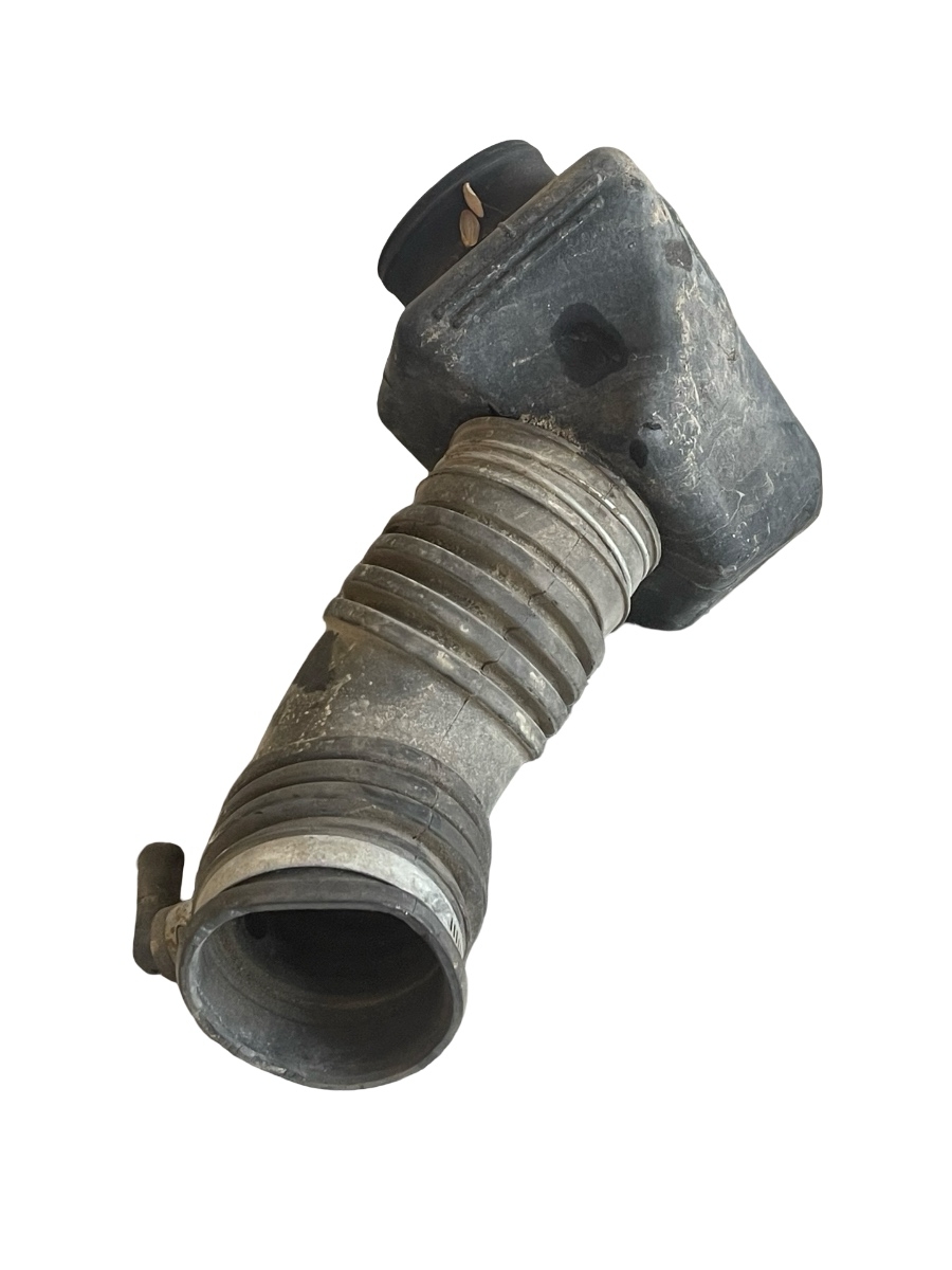 Furtun admisie aer TOYOTA 4 RUNNER _N1_ 1987 - 1996 17861-65020