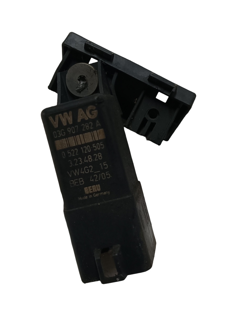 Releu preincalzire bujii incandescente VOLKSWAGEN TOURAN 1T1, 1T2 2003 - 2010 VAG 03g907282a