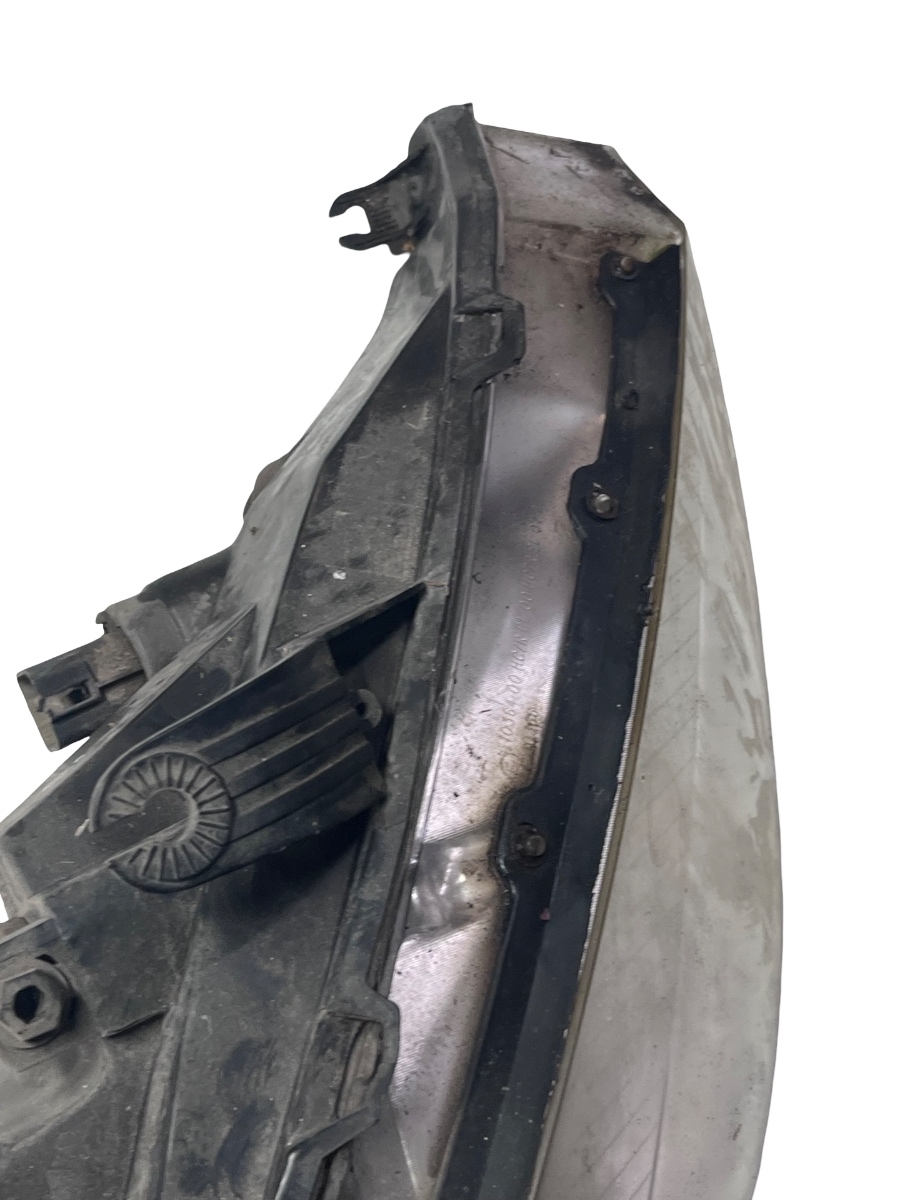 Far dreapta fata FORD FOCUS 1  DNW 1998 - 2005 304311144R1 – foto 8