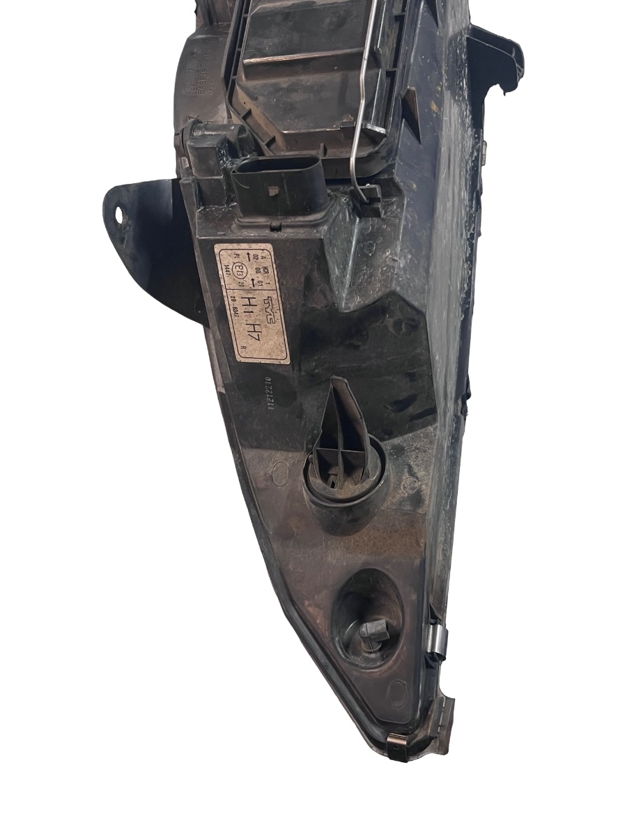 Far dreapta  FORD FOCUS 1  DNW 1999 - 2007 206347B – foto 2