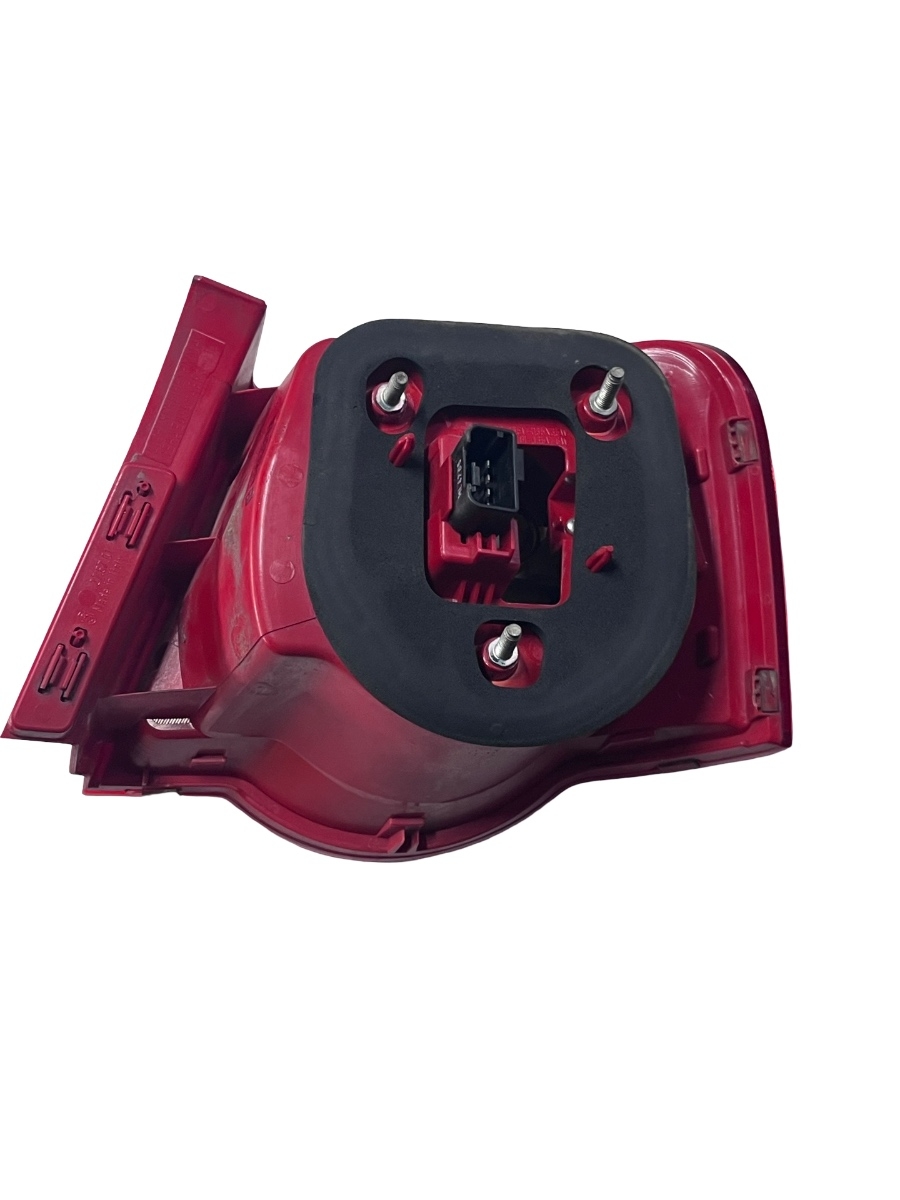 Lampa spate / Stop stanga VOLKSWAGEN PASSAT 3B6 Berlina  2006 ZSB3C5945095 – foto 4