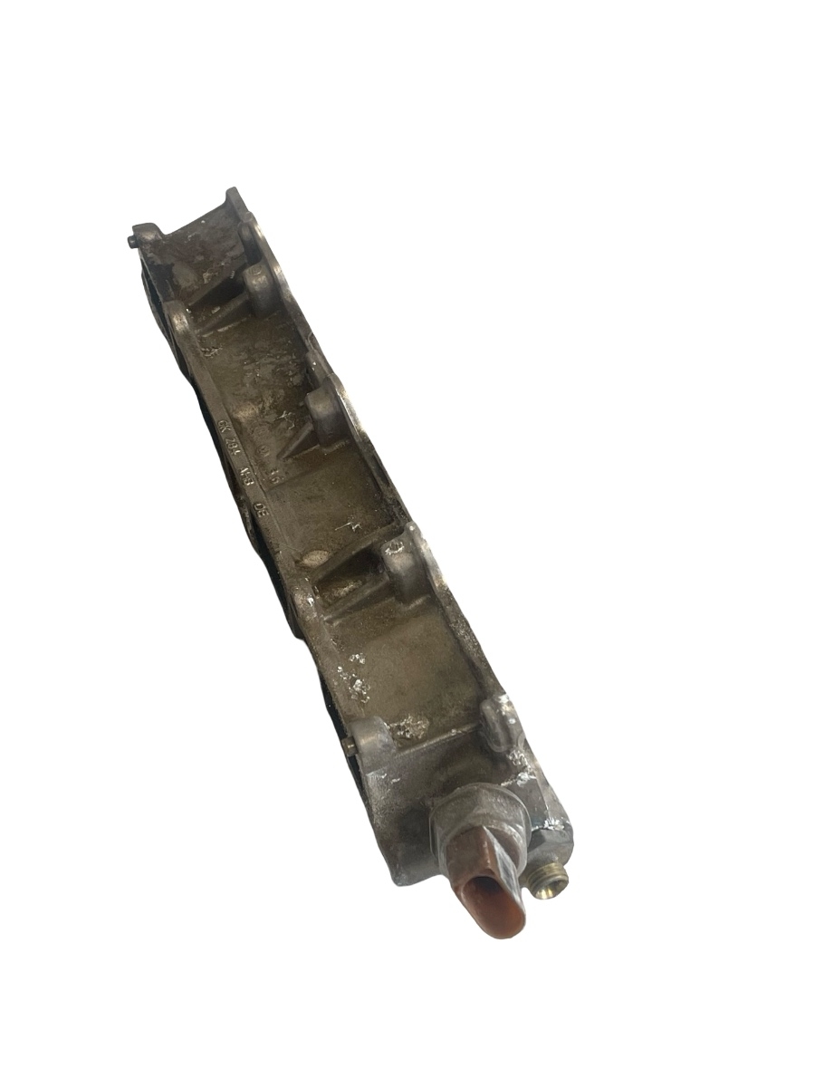 Galerie de admisie/rampa injectoare VOLKSWAGEN GOLF V 1K1 2003 - 2009 1.4 TSI CAXA CK234AX8
