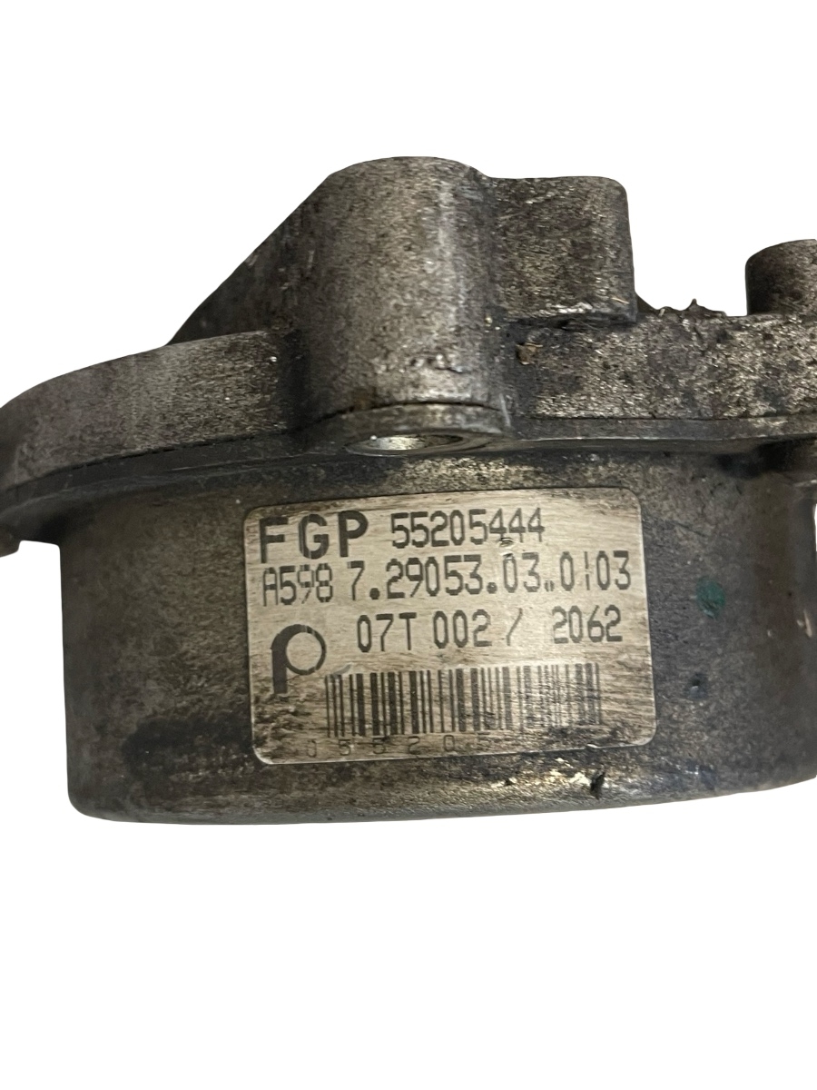 Pompa de vacuum FIAT CROMA II 194 2005 - > 1.9 D Multijet 939 A2.000 55205444 – foto 2