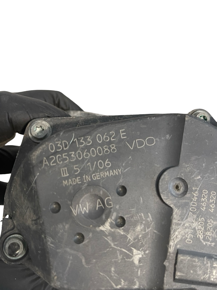 Clapeta de acceleratie  SKODA FABIA 6Y2 1999 - 2008 1.2 AWY, BMD 03D133062E – foto 2