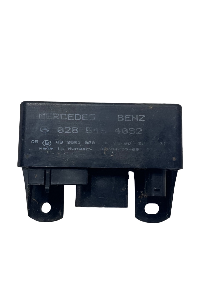 Releu preincalzire bujii incandescente MERCEDES-BENZ M-CLASS W163 1998 - 2005 0285454032