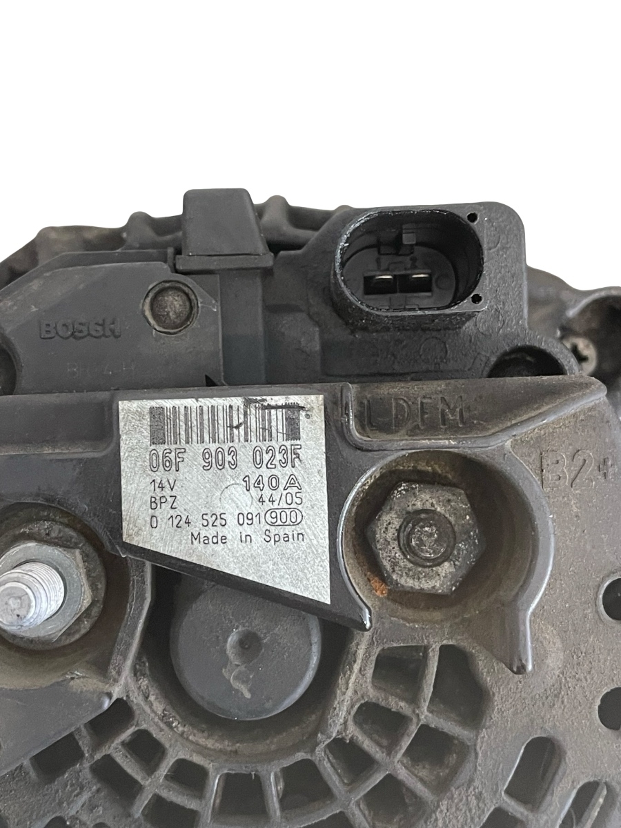 Alternator VOLKSWAGEN TOURAN 1T1, 1T2 2003 - 2010 2.0 TDI 16V BKD 06F903023F – foto 3