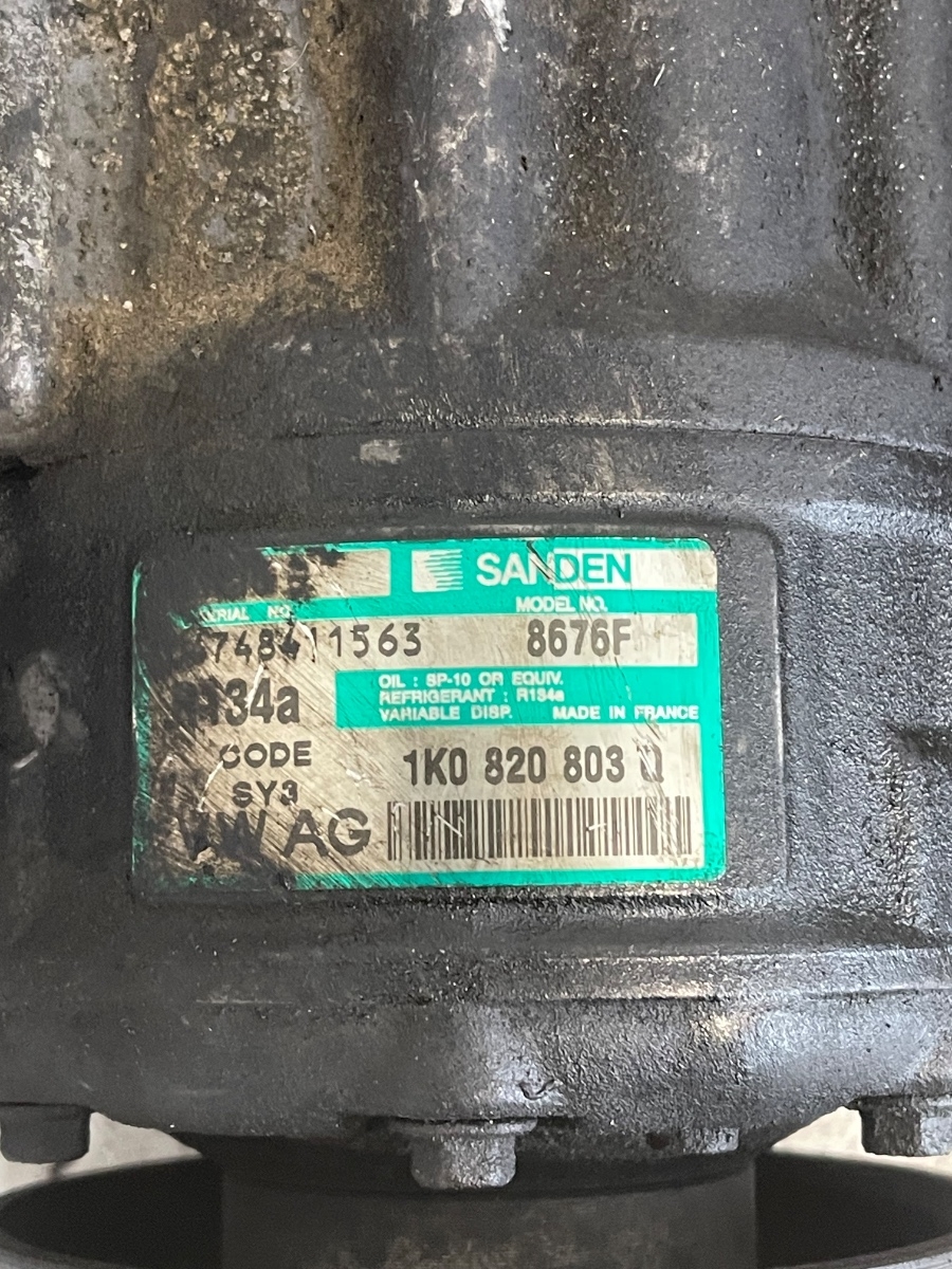 Compresor  AC VOLKSWAGEN TOURAN 1T1, 1T2 2003 - 2010 2.0 TDI 16V BKD 1K0820803Q – foto 2