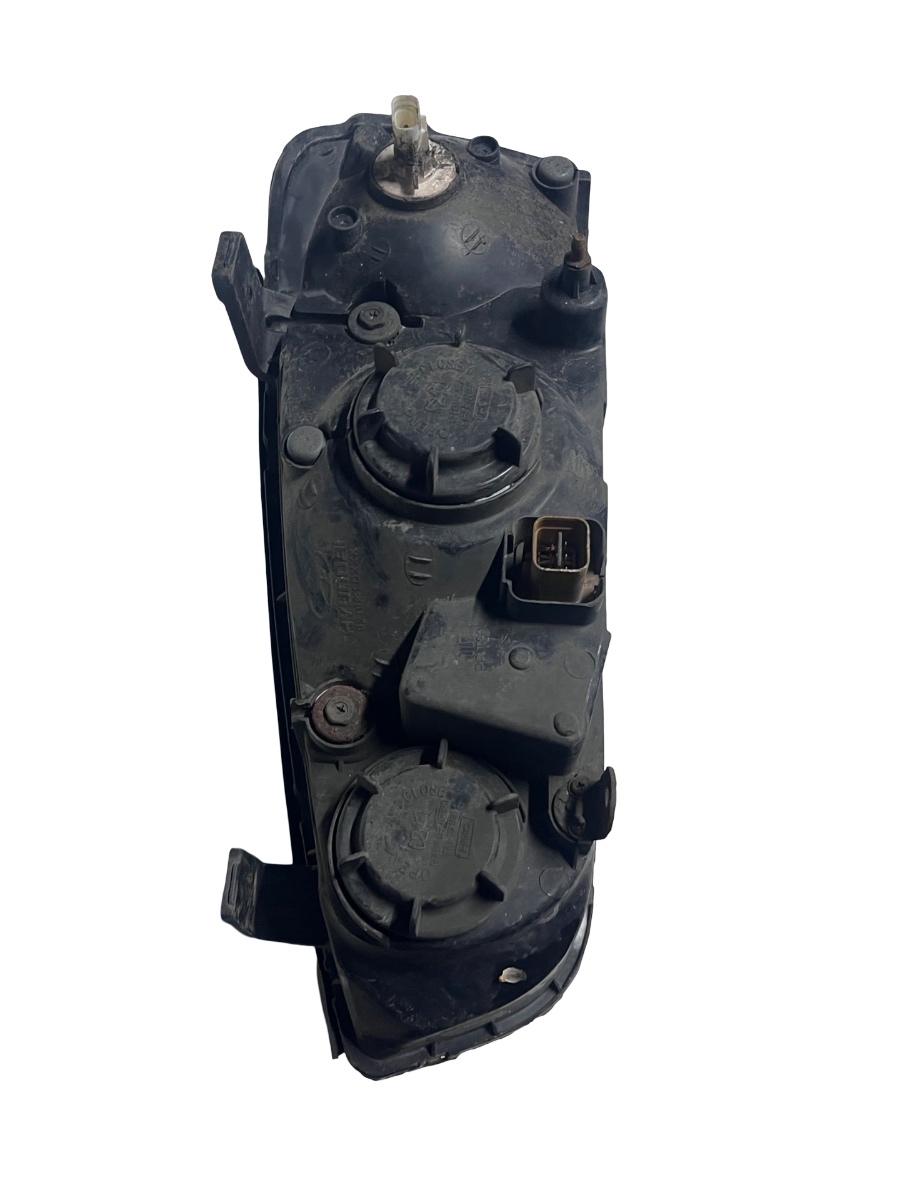 Far dreapta HYUNDAI ELANTRA XD 2000 - 2006 921022DXXX – foto 2