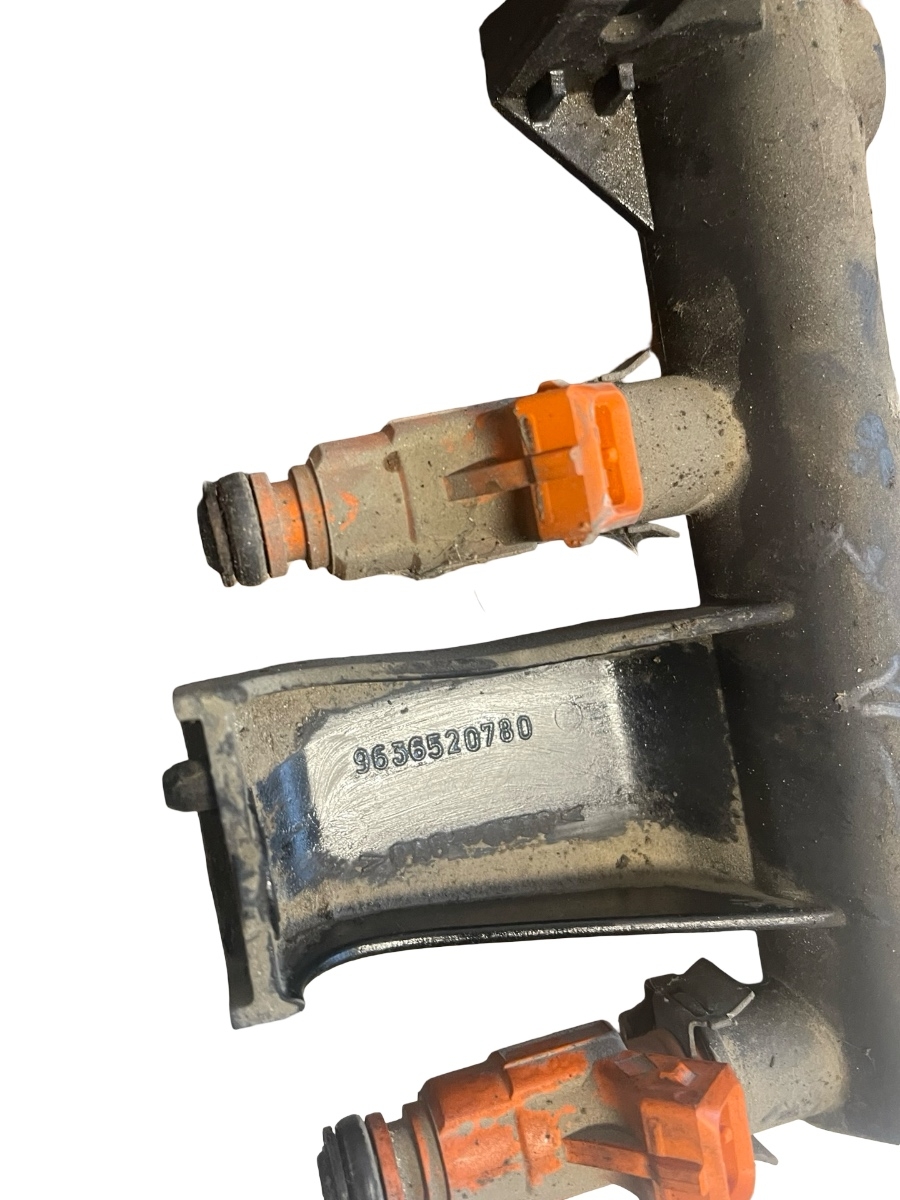 Rampa + injectoare PEUGEOT 307 3A/C 2000 - > 1.6 16V NFU (TU5JP4) 9636520780 – foto 2
