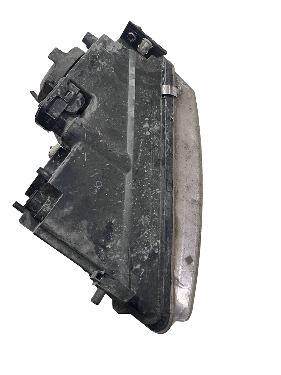 Far dreapta VOLKSWAGEN PASSAT Estate 3B5 1997 - 2001 3A0941295 – foto 5