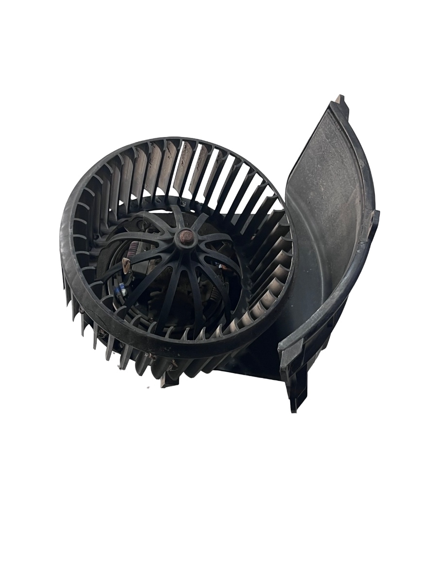 Ventilator aeroterma VOLKSWAGEN TRANSPORTER V Bus 7HB, 7HJ, 7EB, 7EJ, 7EF, 7EG, 7HF,  17360060