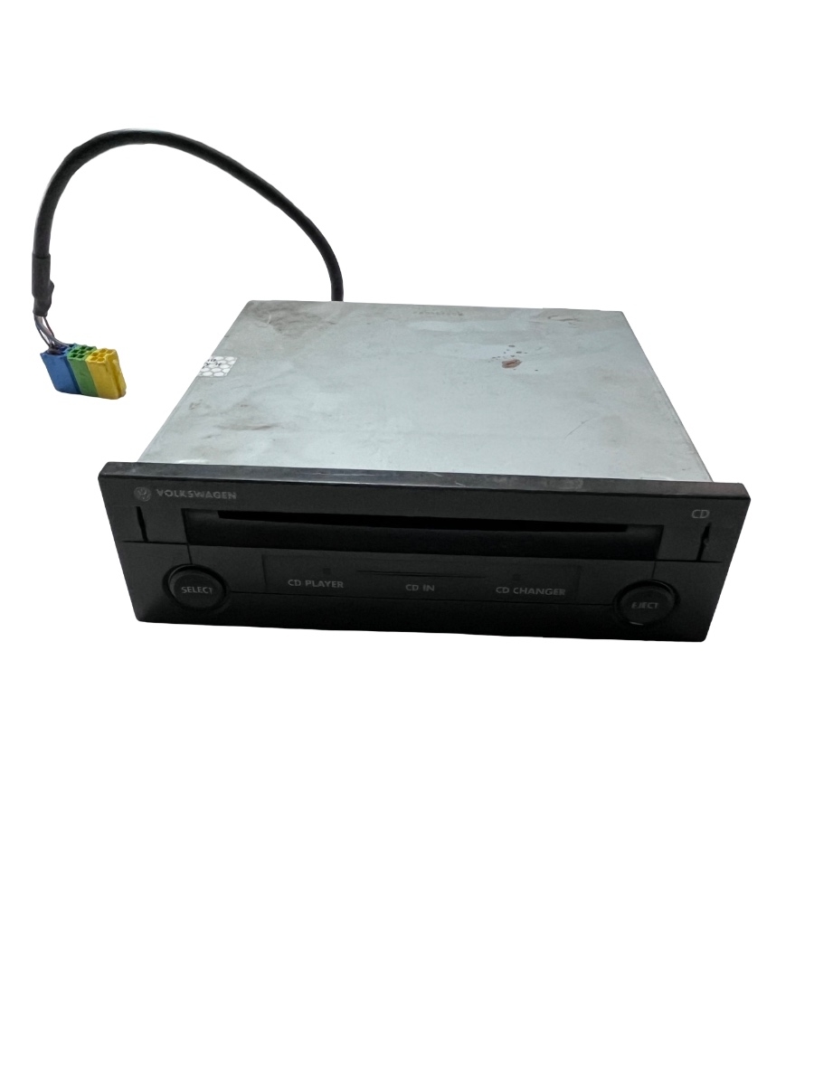Player CD/DVD sistem de navigatie VOLKSWAGEN GOLF IV 1J1 1997 - 2007 VWZ5Z8C7111523