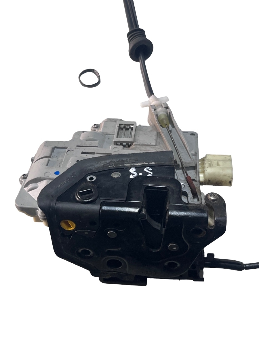 Broasca usa stanga spate VOLKSWAGEN PASSAT 3C2 2005 - 2010 3C4839015A