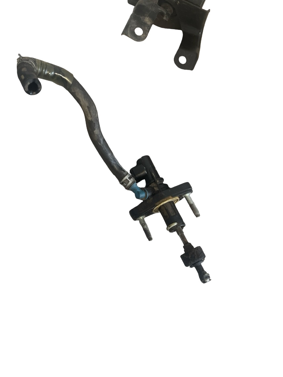 Pompa ambreiaj TOYOTA YARIS _P13_ 2012 - > 1.3 VVTi 1NR-FE – foto 2