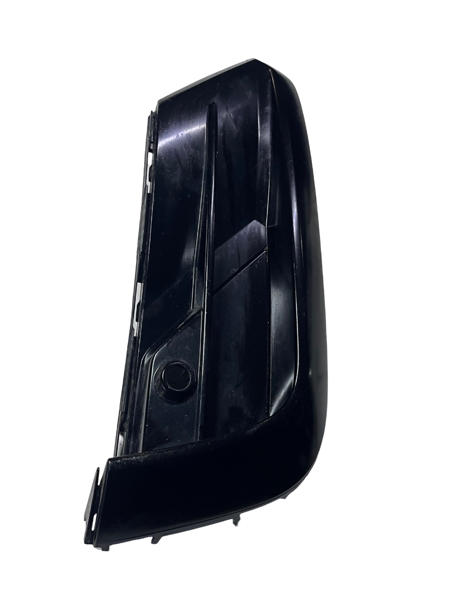 Grila senzor de parcare bara de protectie fata stanga fata VOLKSWAGEN Tiguan II Facelift R Line [ 2020 - 2024 ] 5NA853665D