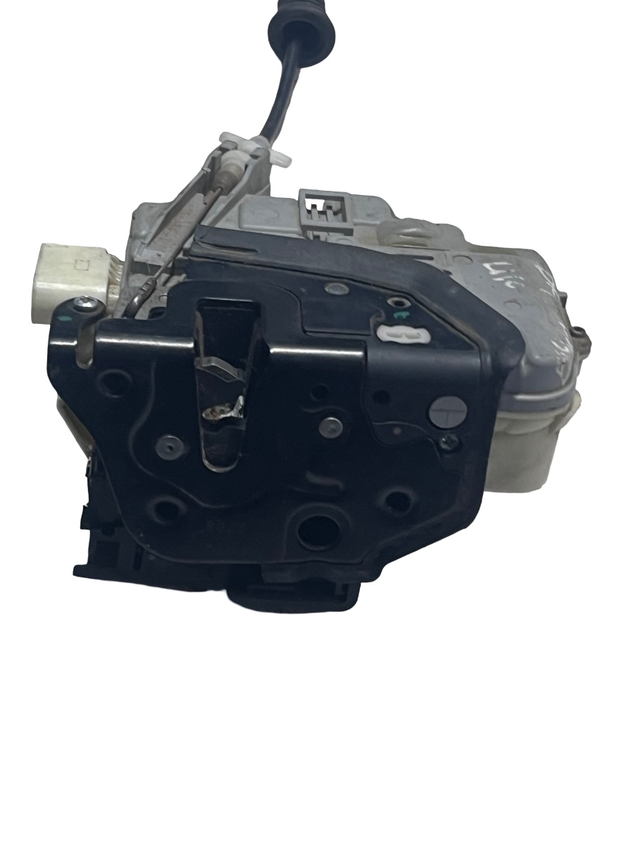 Broasca usa dreapta fata VOLKSWAGEN PASSAT 3C2 2005 - 2010 3C2837016A