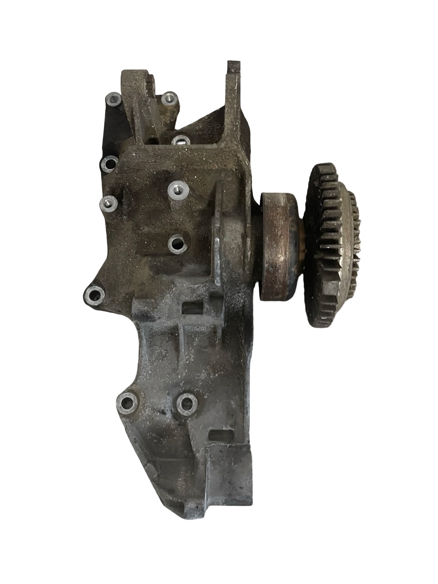 Suport accesorii + vascocuplaj VOLKSWAGEN PASSAT Estate 3B5 1997 - 2001 1.6 ADP, AHL, ANA, ARM 06B121347