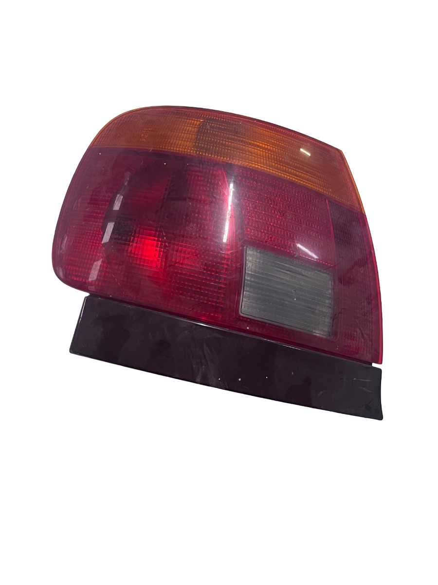 Lampa spate / Stop stanga spate AUDI A4 Saloon 8D2, B5 1994 - 2001