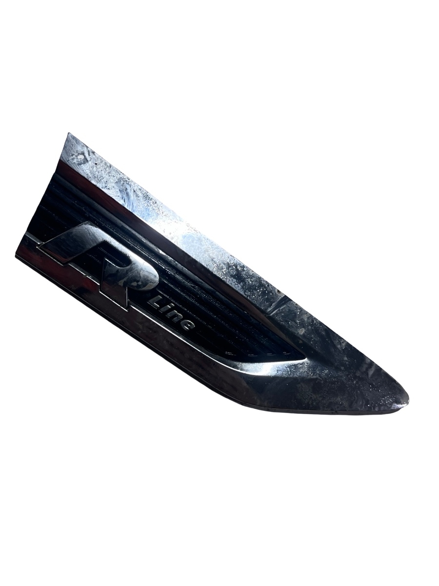 Ornament aripa dreapta fata VOLKSWAGEN Tiguan II  R line Facelift [ 2020 - 2024 ]