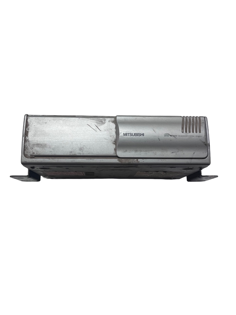 Magazie cd  MITSUBISHI L200 - 2002 MZ312569