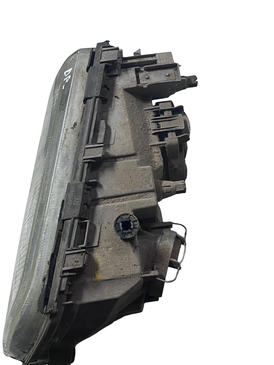 Far dreapta fata MERCEDES-BENZ C-CLASS W202 1993 - 2000 A2028261280 – foto 3
