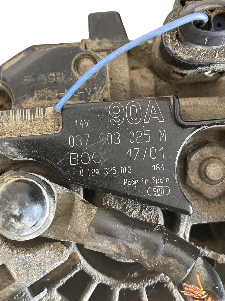 Alternator VOLKSWAGEN POLO 6N2 1999 - 2001 1.4 AKK, AUD 037903025M – foto 2