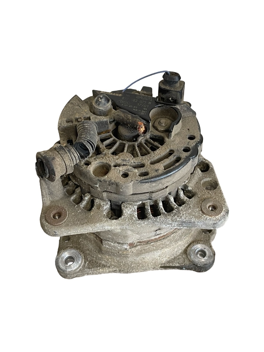 Alternator VOLKSWAGEN POLO 6N2 1999 - 2001 1.4 AKK, AUD 037903025M
