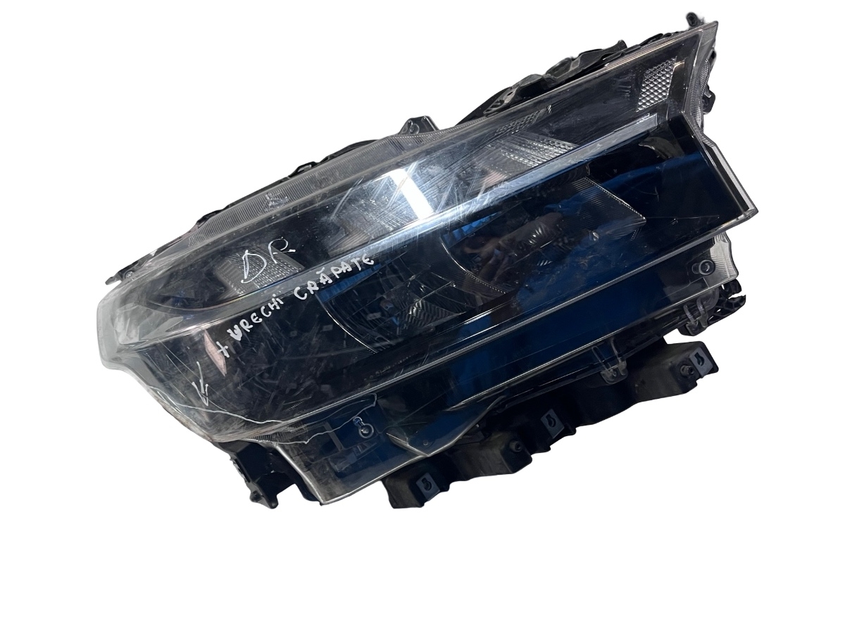Far dreapta FULL LED  SUZUKI SX4 S-Cross JY 2023 - > 6429R ( 2 CLEME RUPTE , STICLA CRAPATA PARTEA DE JOS )